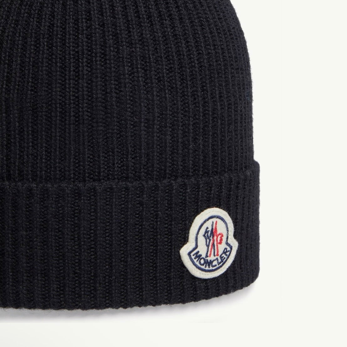 Moncler beanie ￼